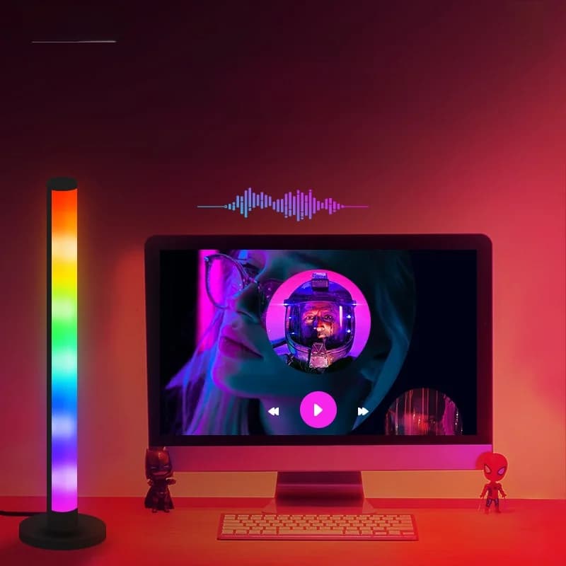 Настільна RGB-лампа з реакцією на звук та керуванням через додаток